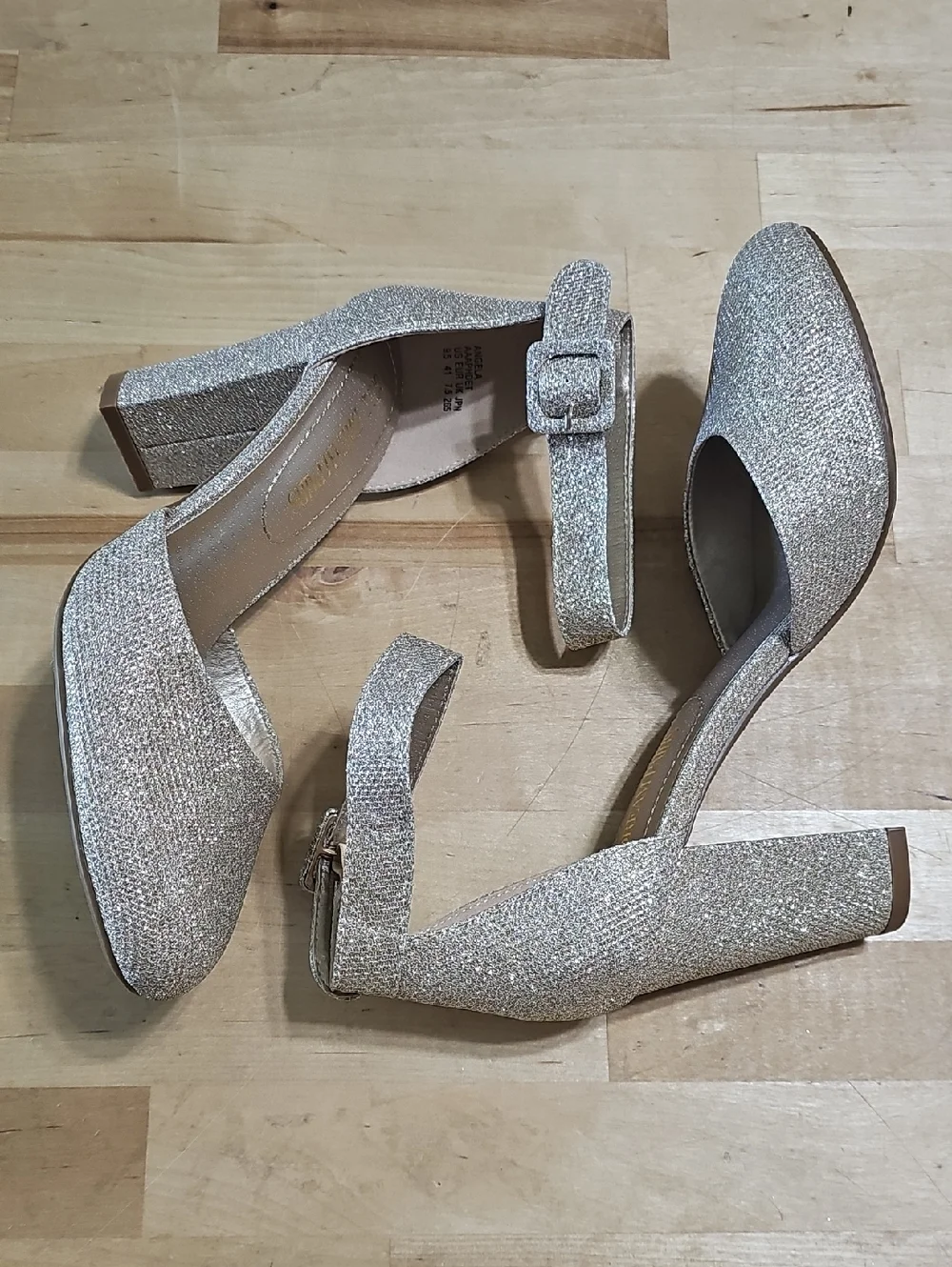 ✨ NEW Dream Pairs Angela Gold Glitter Block Heel Pumps - Size 9.5 - Picture 5 of 12